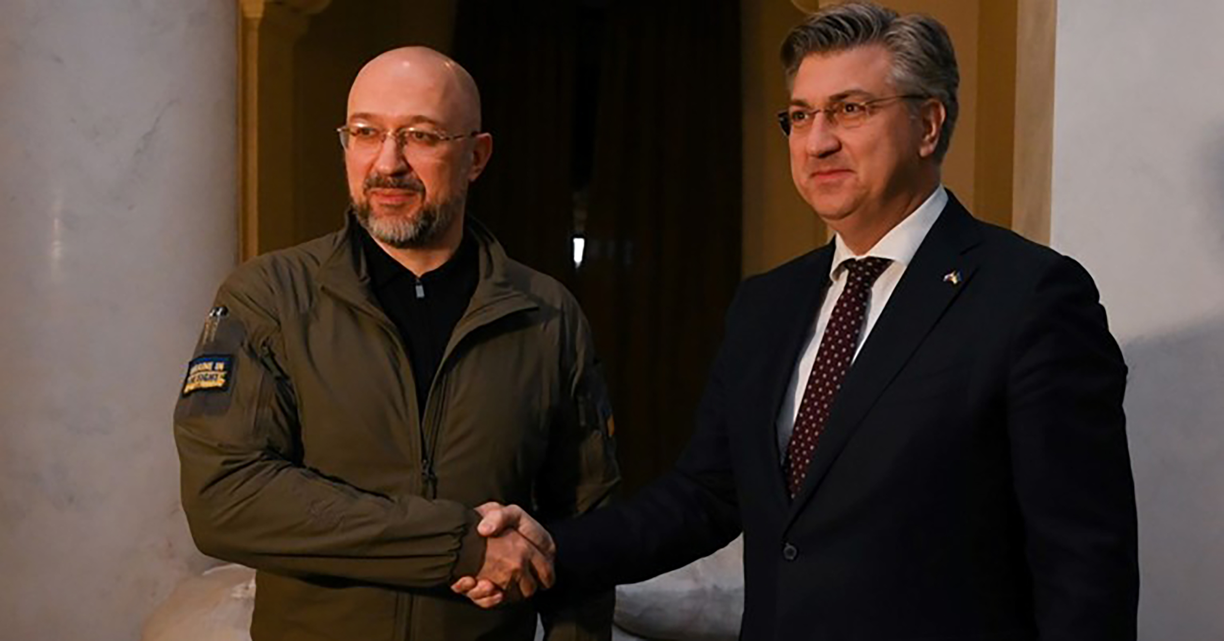 c1214221-ef7b-4686-8689-9fc0cf9c0c9d copy