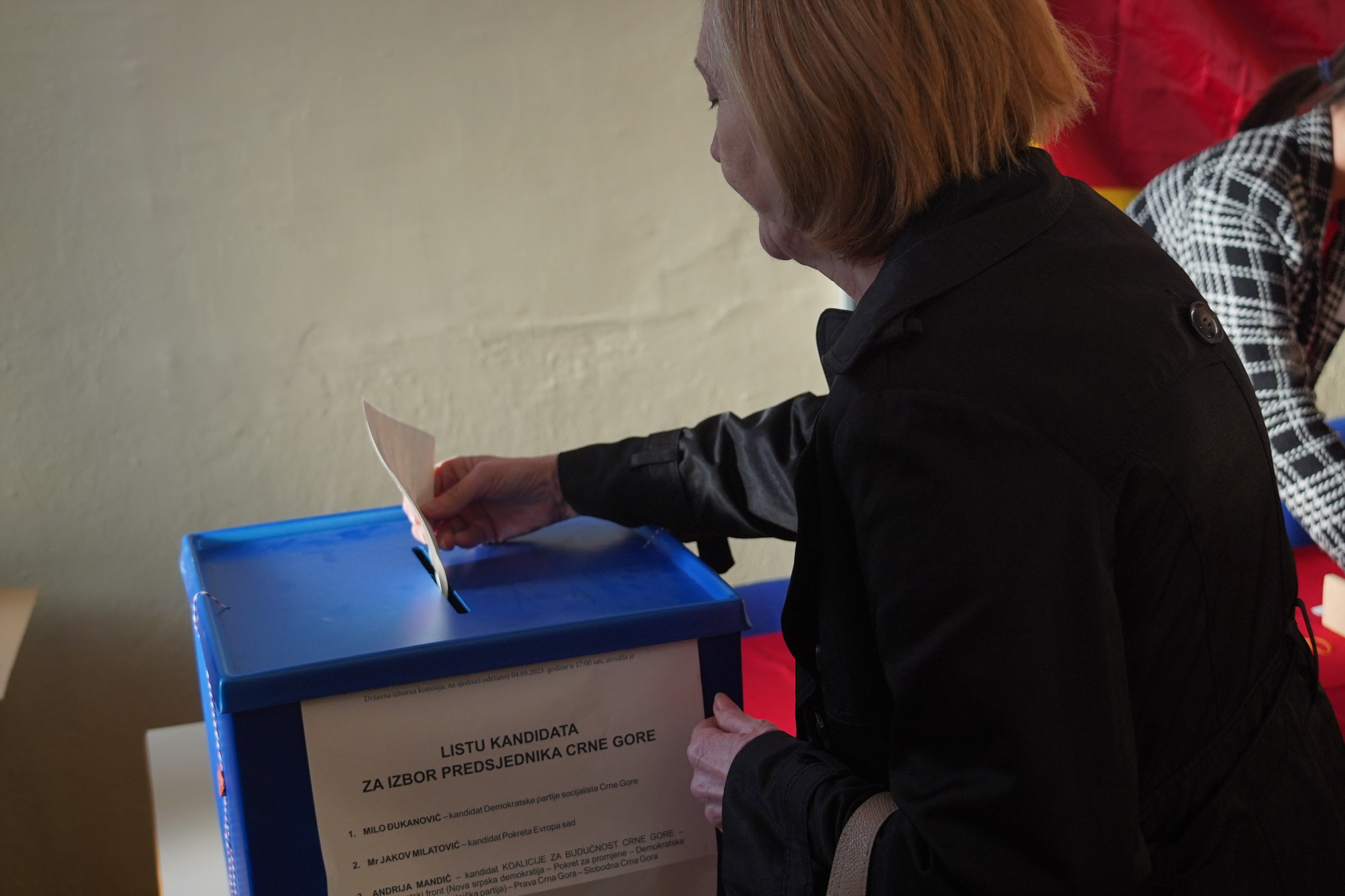 Opening of polling stations for voting in the presidential elections in Montenegro.Otvaranje birackih mesta za glasavnje na predsednickim izborima u Crnoj Gori.