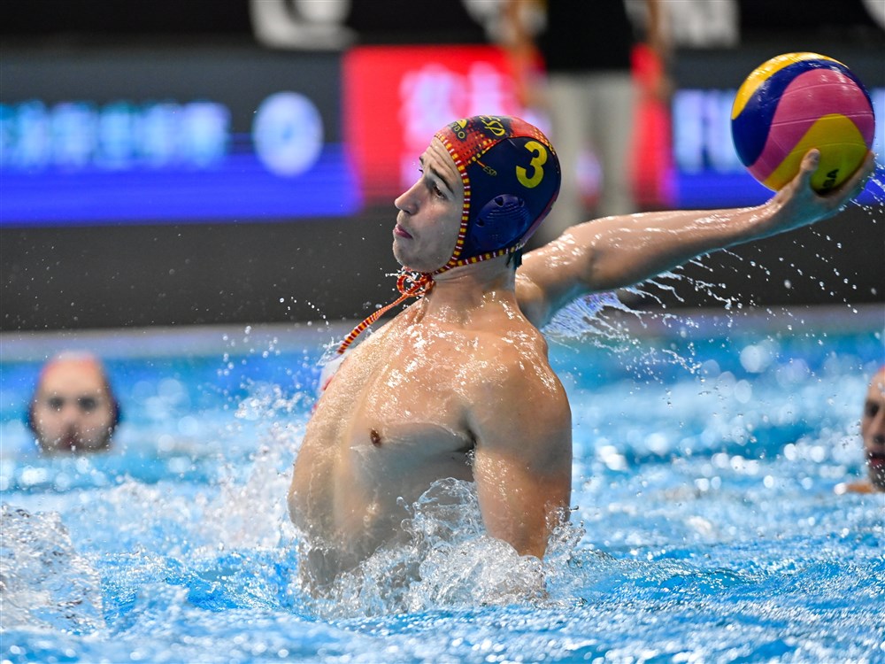 epa10026227 Alvaro Granados Ortega of Spain in action during the men's water polo preliminary round match Canada vs Spain at the 19th FINA World Championships in Sopron, Hungary, 21 June 2022.  EPA-EFE/Tamas Vasvari HUNGARY OUT