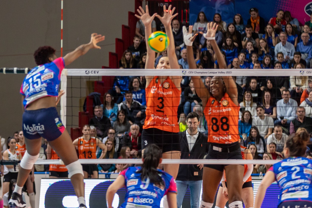 CEV Champions League Women volleyball match - Semifinal - Igor Gorgonzola Novara vs Eczacibasi Dynavit Istanbul