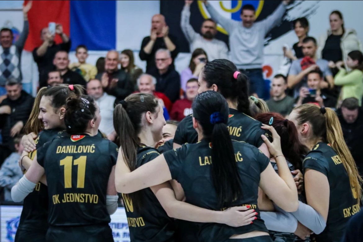 JEDINSTVO STARA PAZOVA CRVENA ZVEZDA MEC
odbojka zene, zenska