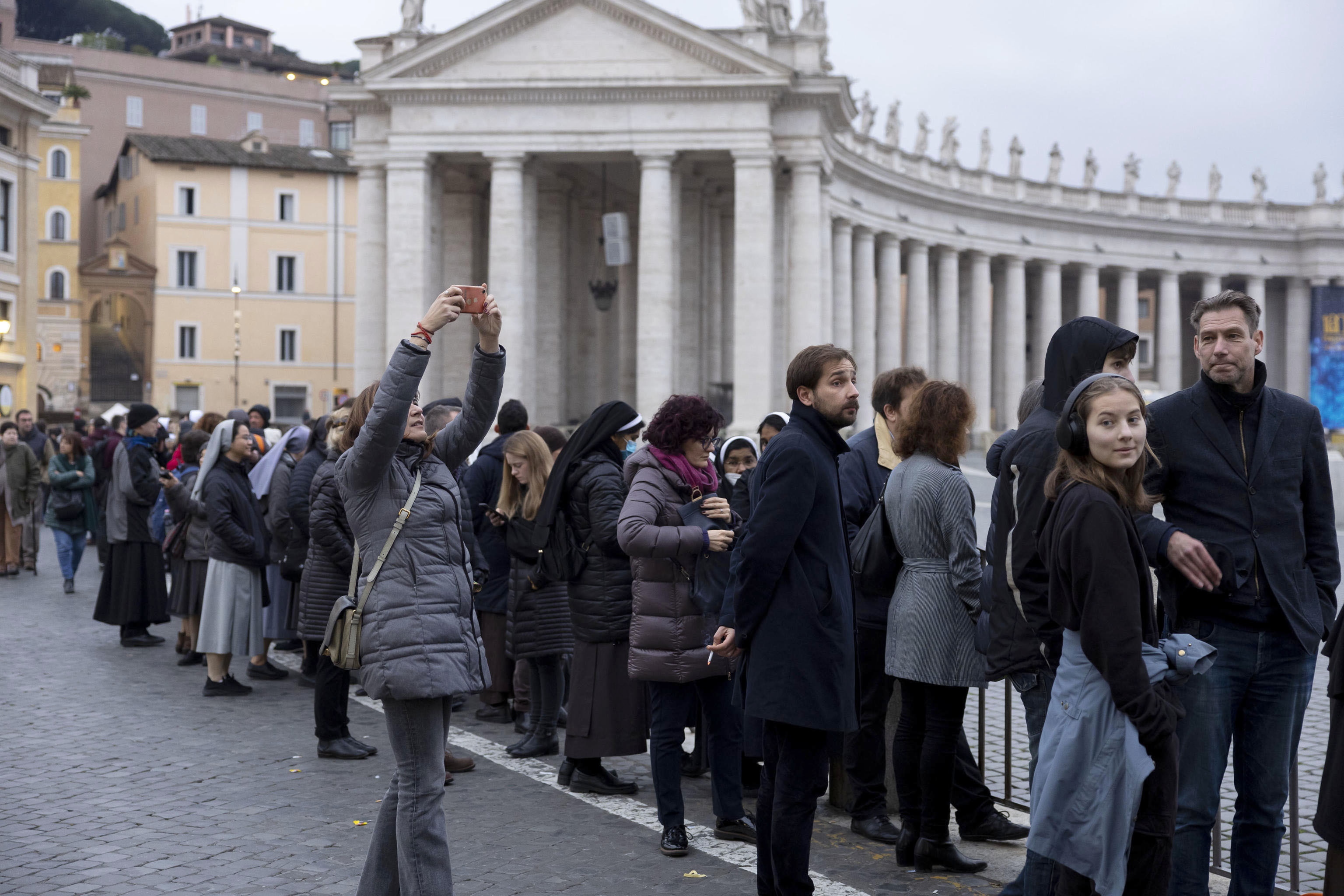 Pope Emeritus Benedict XVI's body to lie in state in St. Peter's Basilica for public viewing