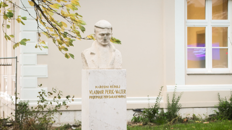 1672401783-Valter-1-900x506