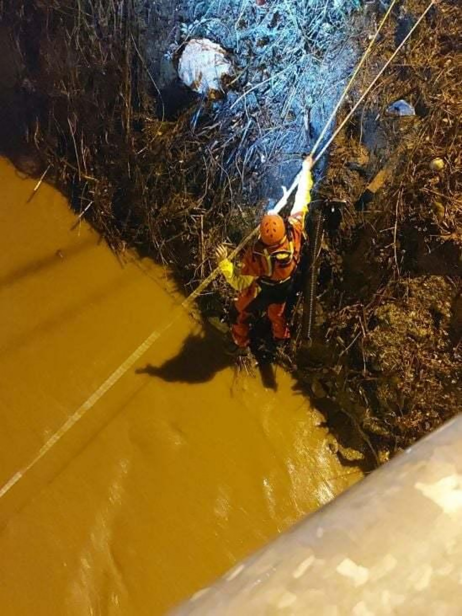 Tragičan kraj: Žena se utopila u Miljacki, nakon velike potrage izvučeno beživotno tijelo