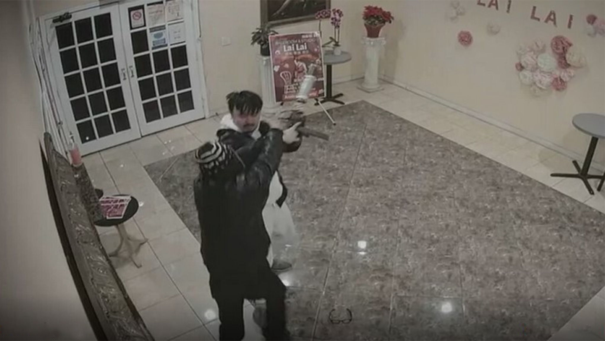 Brandona Tsaya goloruki muškarac svladao masovnog ubicu i uzeo mu oružje