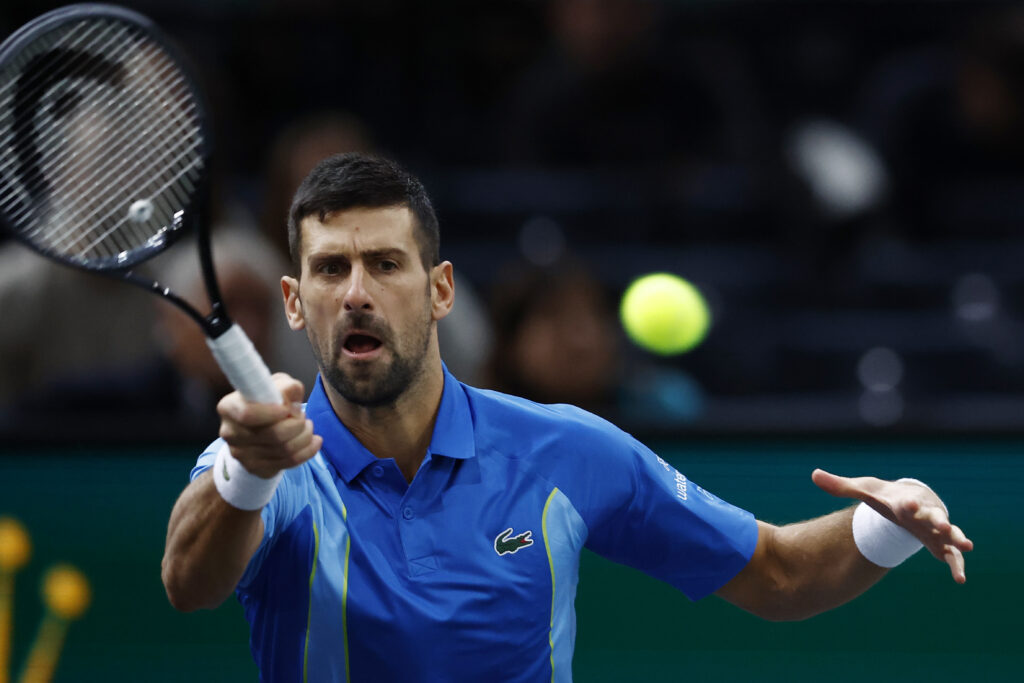epa10957820 Novak Djokovic of Serbia in action during his semi-final match against Andrey Rublev of Russia at the Paris Masters tennis tournament in Paris, France, 04 November 2023.  EPA-EFE/YOAN VALAT