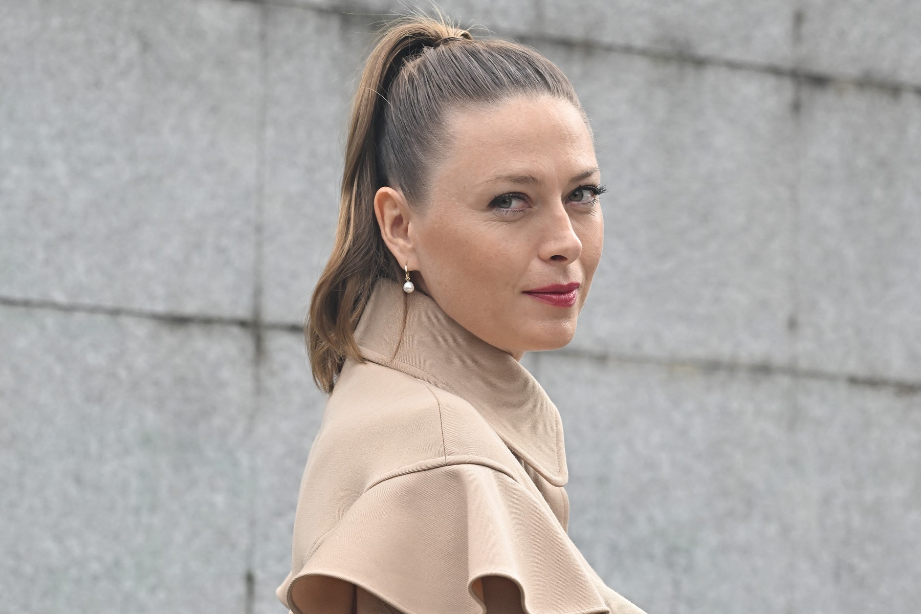 PFW Chloe Outside Arrivals JR