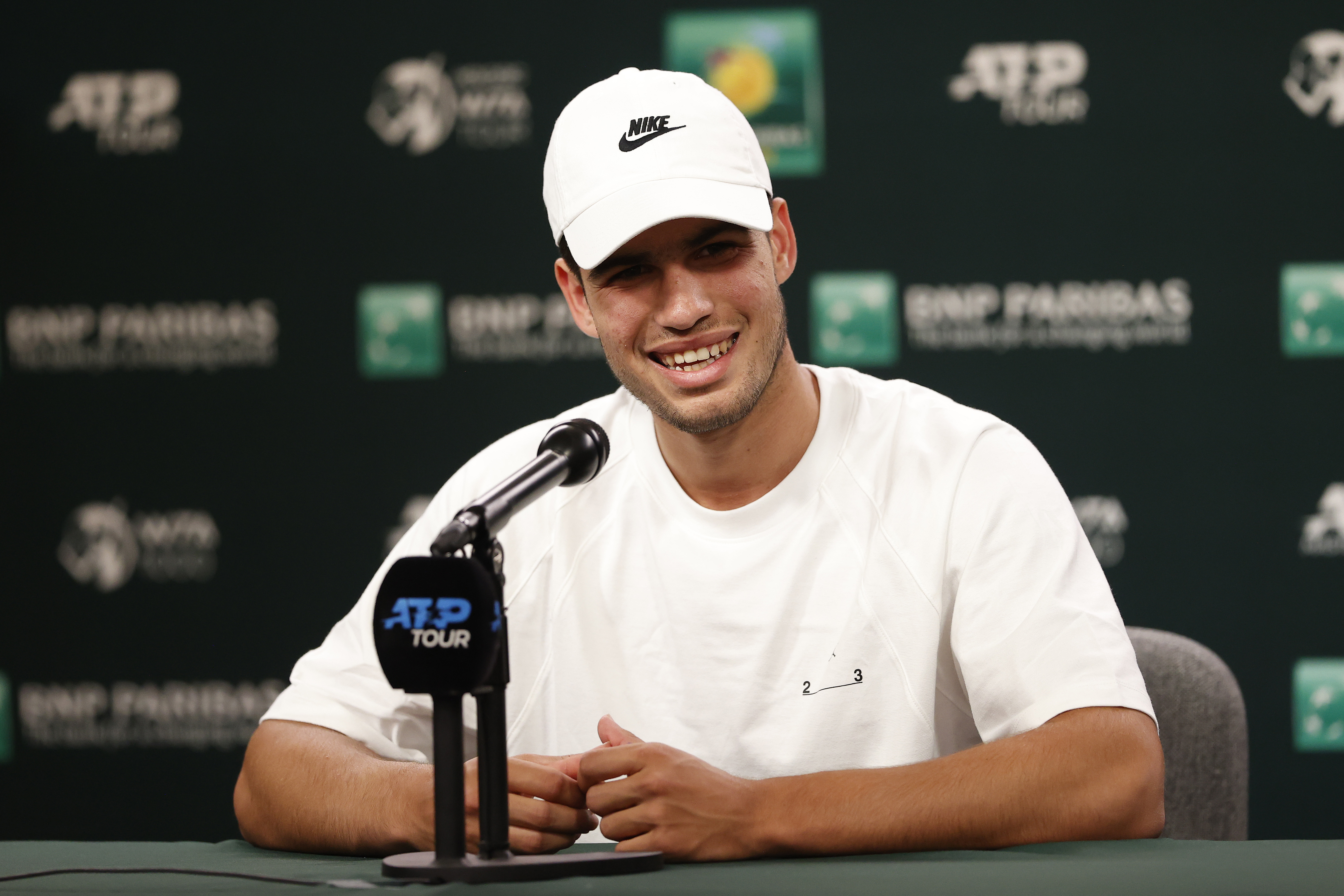 epa10510740 Carlos Alcaraz of Spain responds to a question during a press conference during the BNP Paribas Open tennis tournament at the Indian Wells Tennis Garden in Indian Wells, California, USA, 08 March 2023.  EPA-EFE/JOHN G. MABANGLO