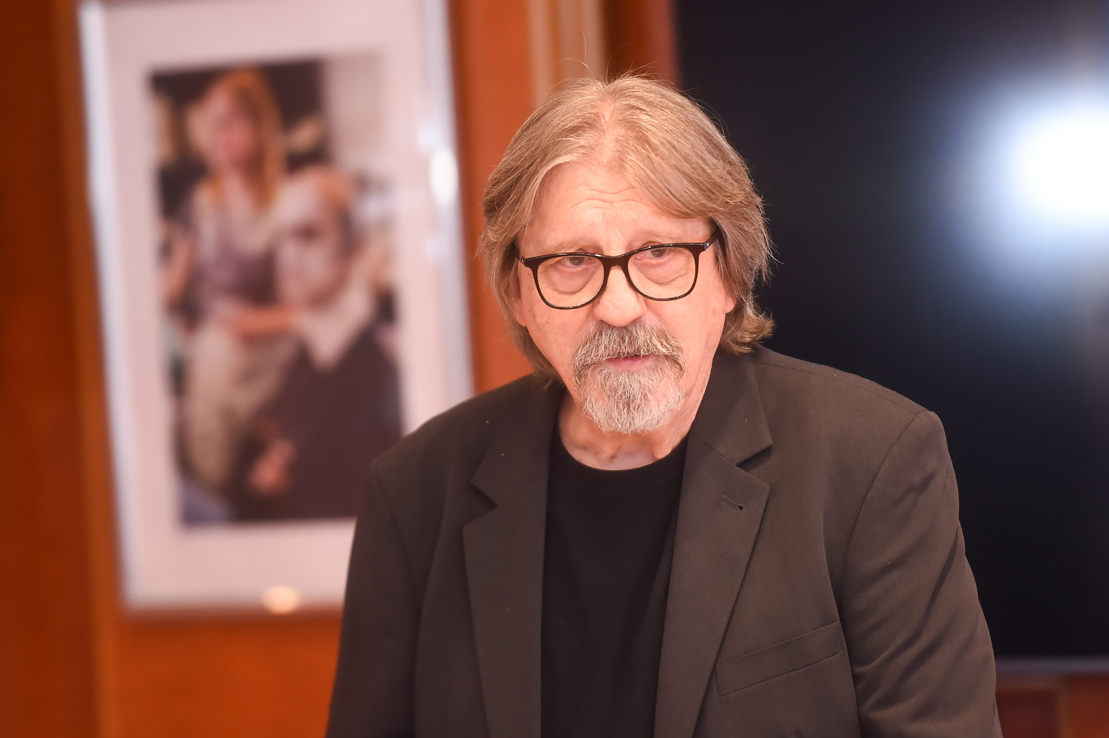 MILAN CACI MIHAILOVIÆ