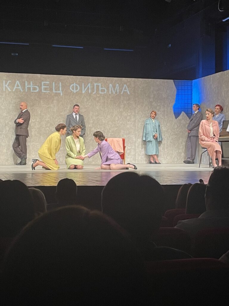 Premijerom predstave "Ništa nećemo zaboraviti", reditelja Juga Đorđevića,  
u izvođenju domaćina festivala, ansambla Pozorišta "Bora Stanković", svečano su sinoć otvoreni 43. "Borini pozorišni dani" u Vranju.
