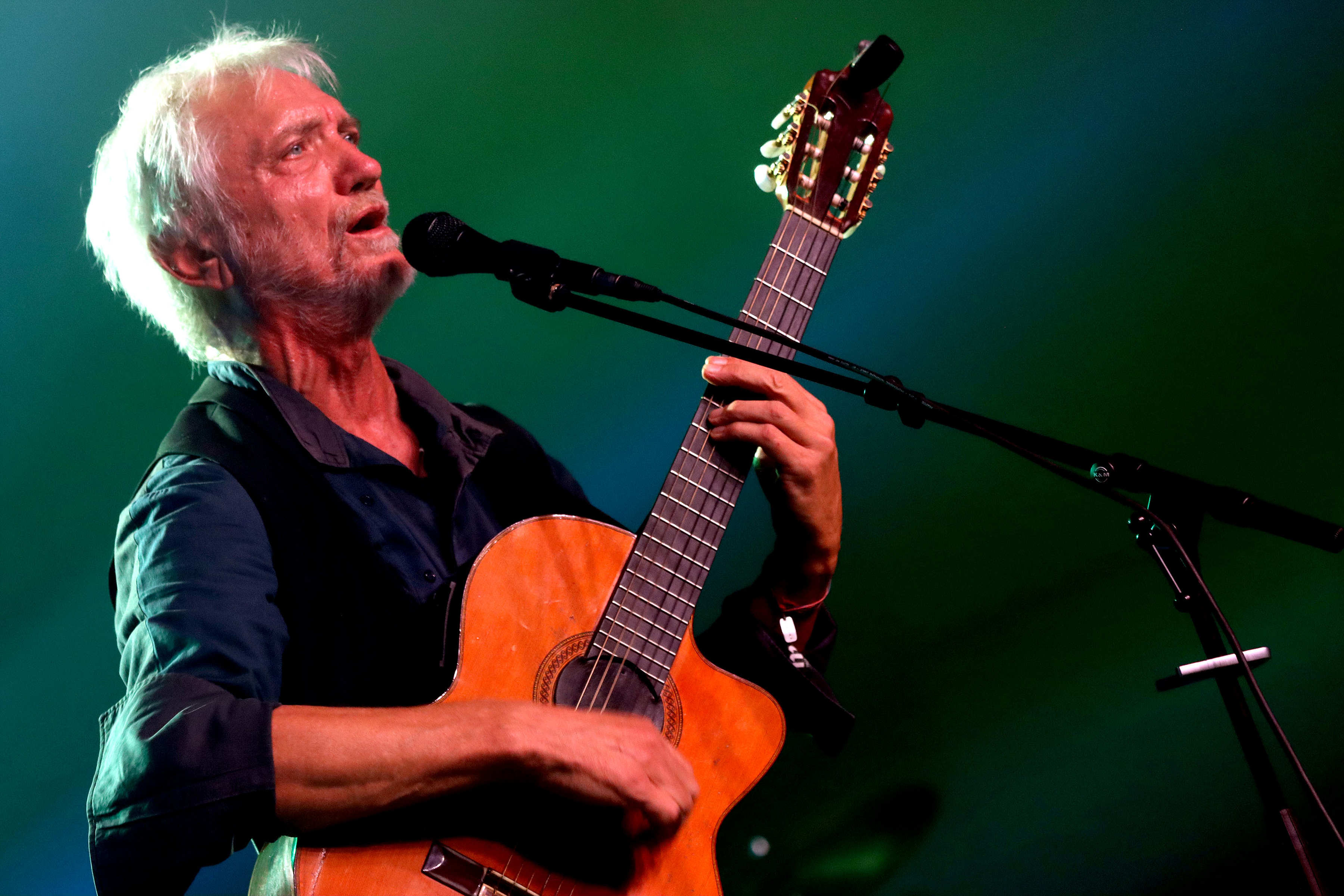 A concert for the preservation of the rivers of the Balkans under the slogan Freedom to rivers was held in the Borik Sports Hall in Banja Luka.Koncert za ocuvanje reka Balkana pod sloganom Sloboda rijekama odrzan je u Sportskoj dvorani Borik u Banjaluci.