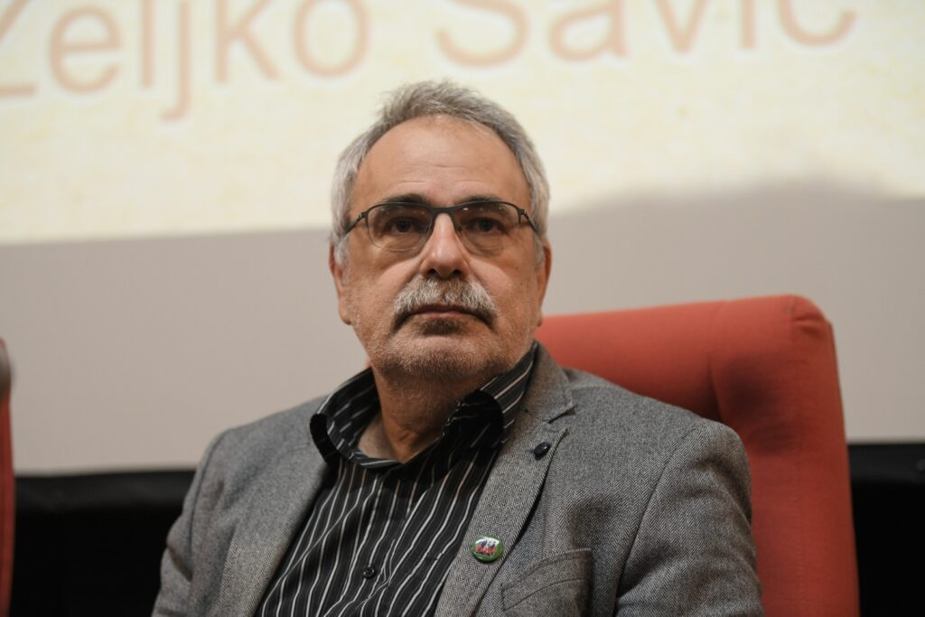 Beograd 27.04.2023. Mihajlo Pantić. Promocija knjige Pece Popovića u atrijumu Narodne biblioteka Foto: Dragan Mujan/Nova.rs