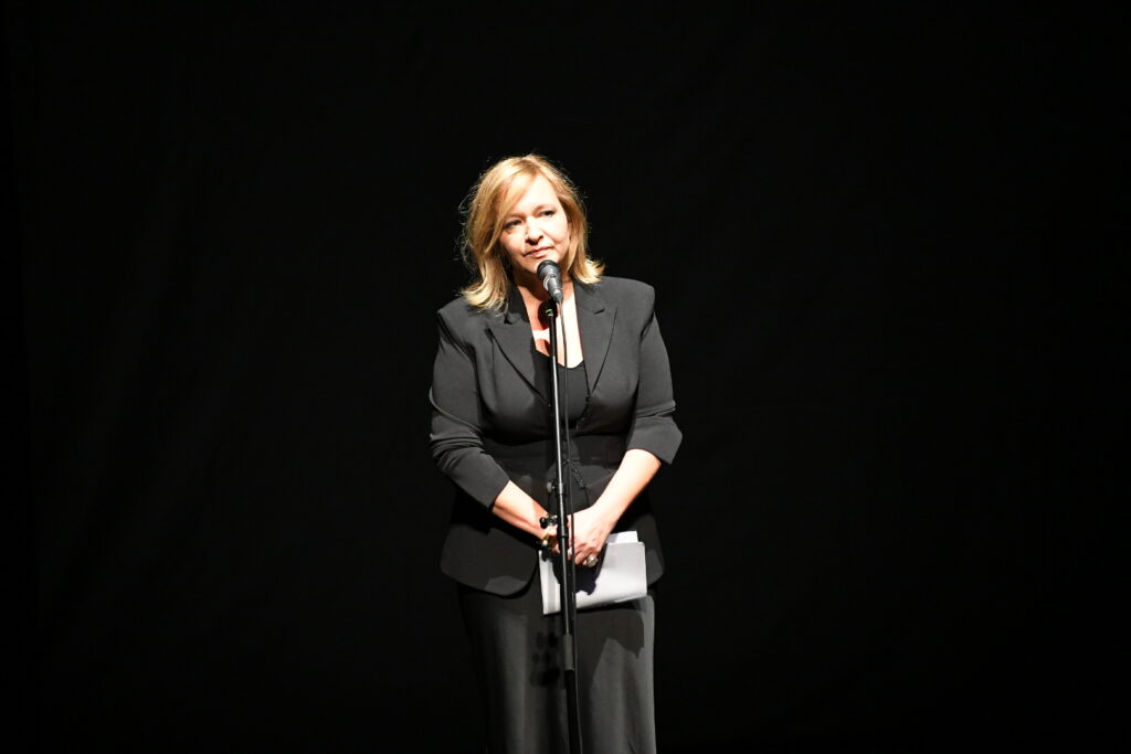 Beograd 20.11.2023. Tamara Vučković . Komemoracija povodm smrti glumca Žarka Lauševića u Jugoslovenskom dramskom pozorištu, JDP Foto: Amih Hamzagić/Nova.rs