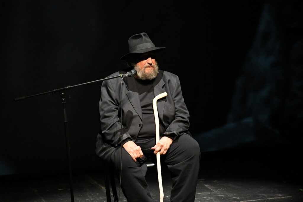 Beograd 20.11.2023.  Petar Božović. Komemoracija povodm smrti glumca Žarka Lauševića u Jugoslovenskom dramskom pozorištu, JDP Foto: Amih Hamzagić/Nova.rs