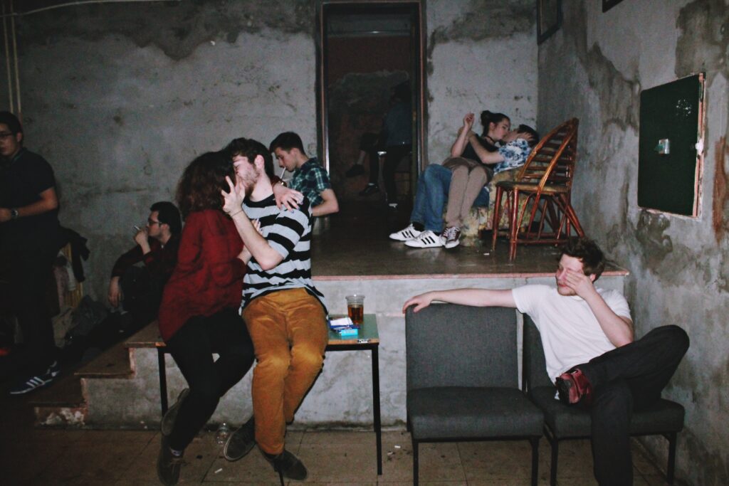 Izložba Iz Života gradske omladine