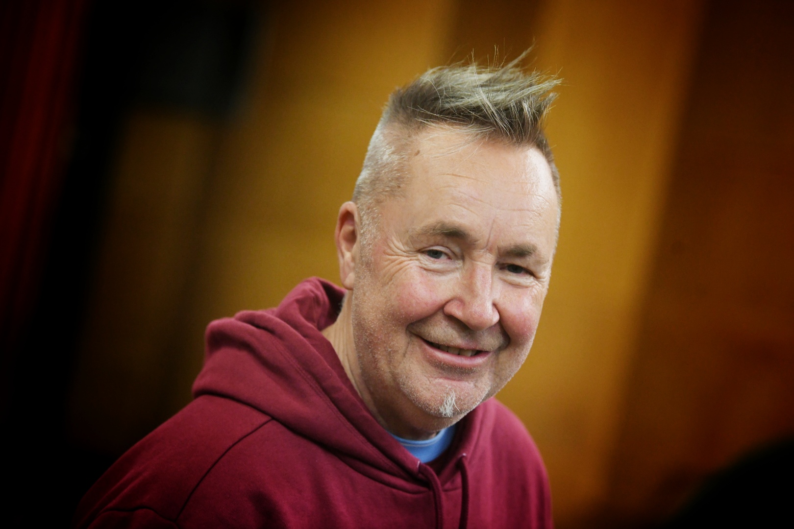 Beograd 18. oktobar 2023. Britanski violinista Najdžel Kenedi (Nigel Kennedy) gost ovogodisnjeg BEMUS-a intervju Foto:Vesna Lalić/Nova.rs