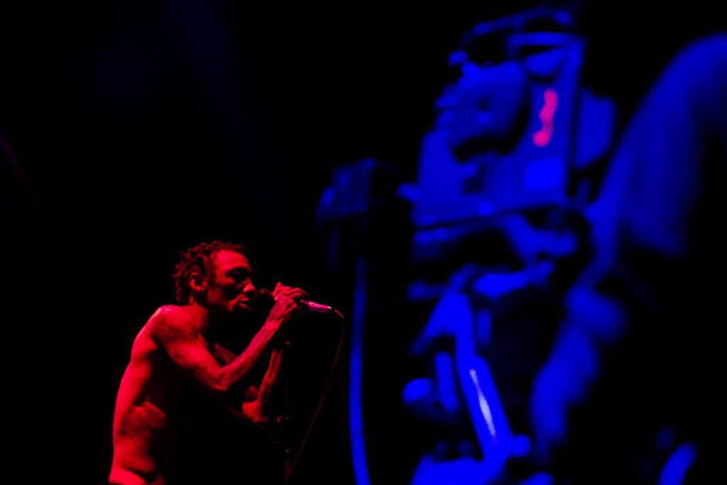 epa03307101 British musician Tricky performs at the Heineken Stage on the second day of the Optimus Alive Festival, in Oeiras, Portugal, 14 July 2012. The festival runs until 15 July.  EPA/JOSE SENA GOULAO