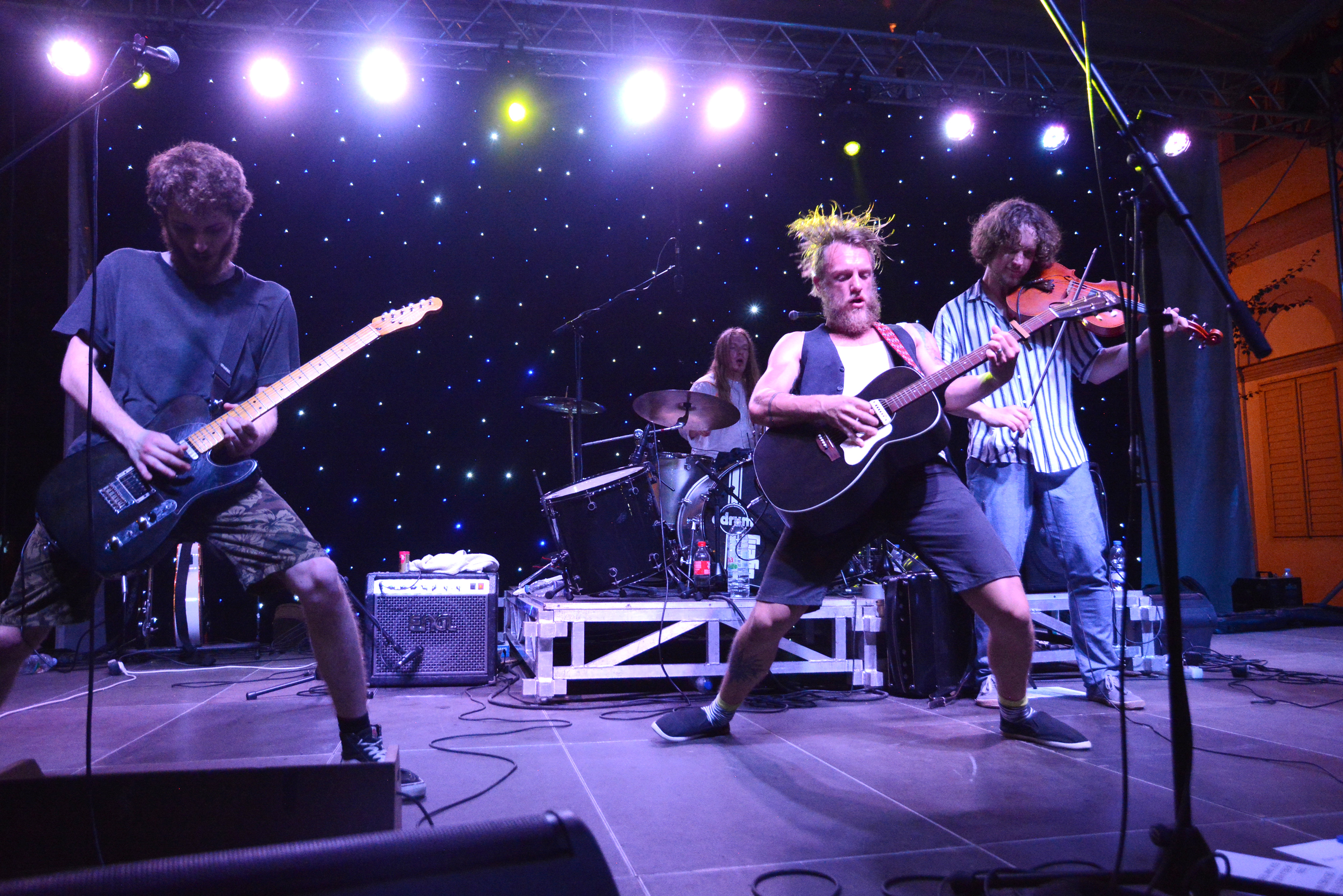 Bjelovar: Grupa Ogenj nastupila na Terezijani