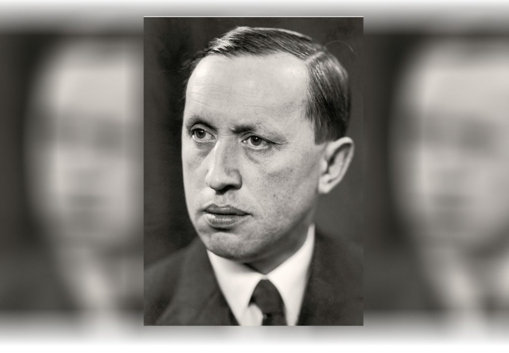Czech author Karel Capek. Photograph. Around 1930.,Image: 156426431, License: Rights-managed, Restrictions: , Model Release: no, Credit line: - / Imagno / Profimedia