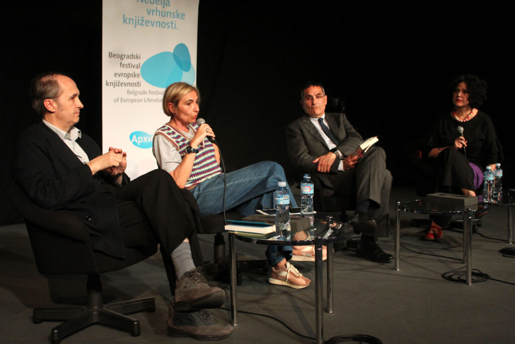 PANEL KALVINO
Gojko Bozovic, Snezana Milinkovic, Roberto Cinkota i Marija Nenezic
12. Beogradski festival evropske knjizevnosti
DOM OMLADINE BEOGRADA
08.06.2023.
foto Stanislav Milojkovic
