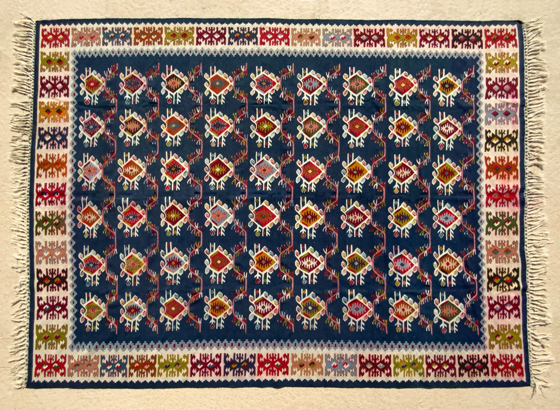 Izložba „Magija pirotskog ćilima“
Silosi Beograd