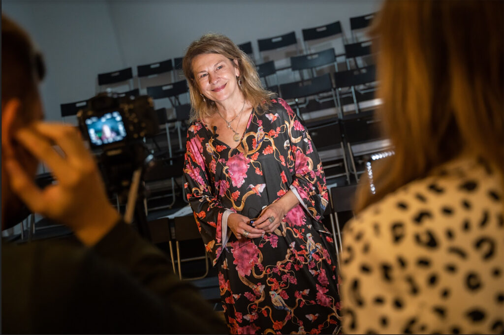 Godinu dana Hartefakt Kuće