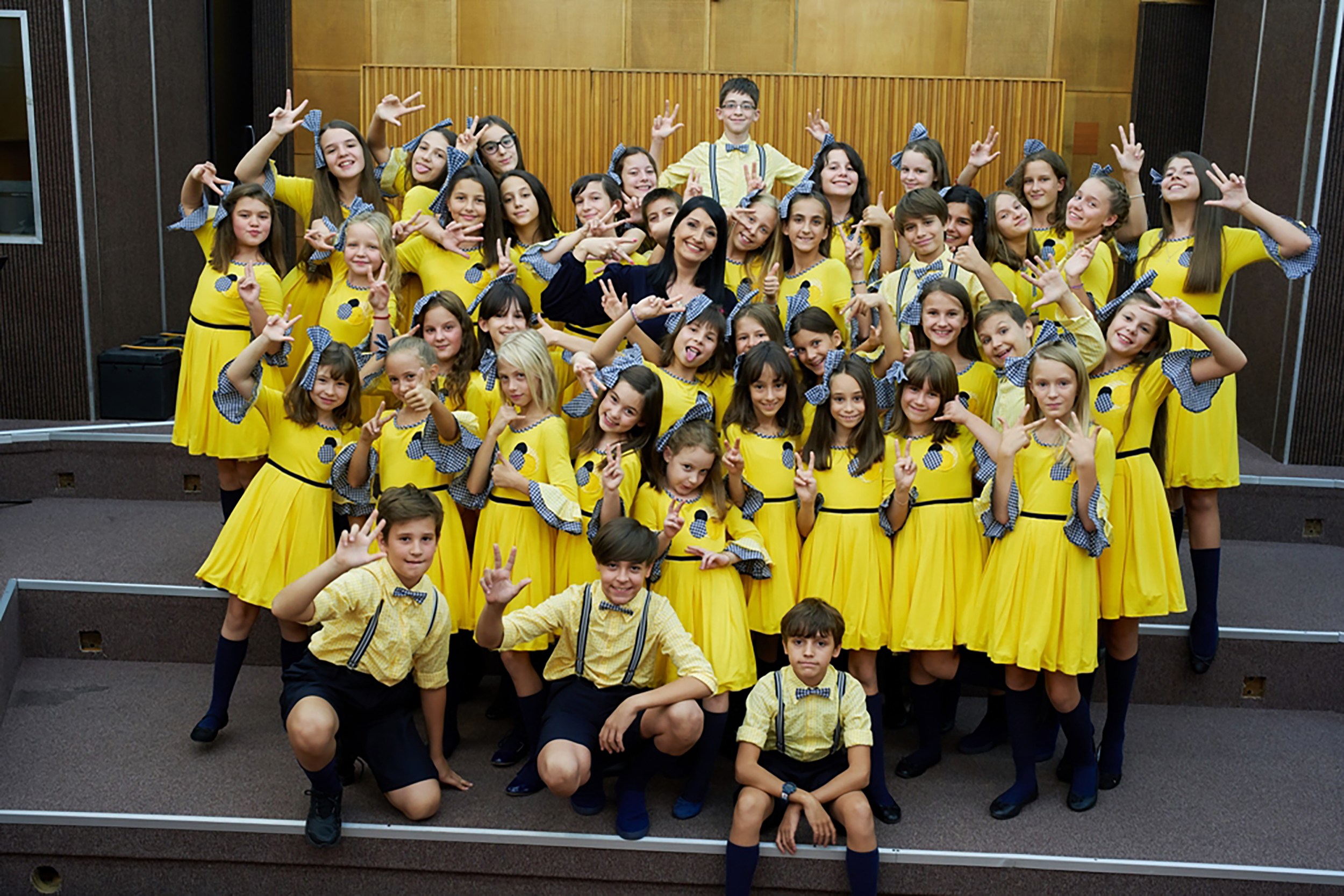 koncert hora "Kolibri", koji će nastupiti 3. jula, na sceni Između crkava u Budvi