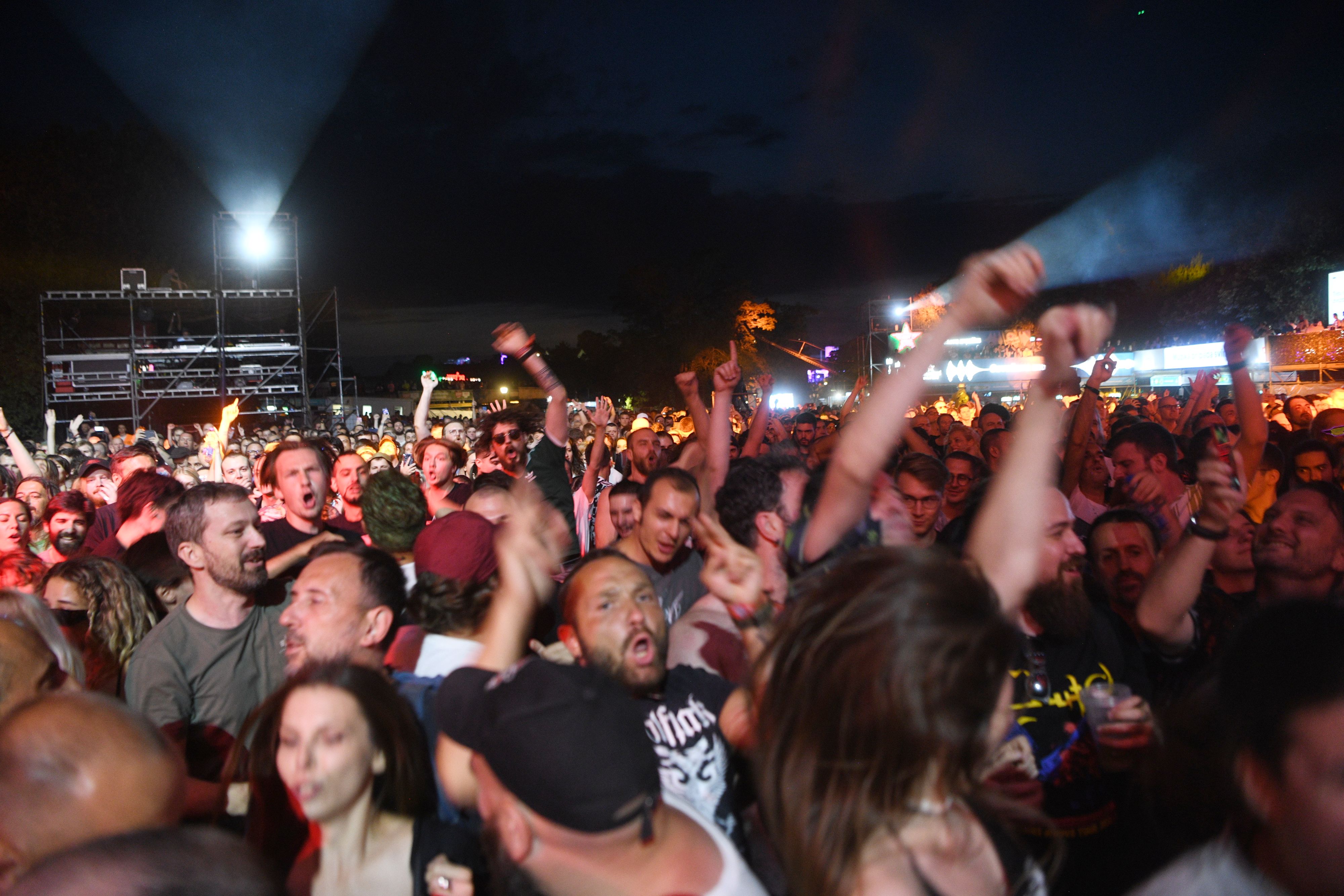 Novi sad, 06.07.2023. Petrovaradinska tvrđava, EXIT, počinje festival exit , atmosfera,  Nastup švedske grupe "Viagra Boys" na Glavnoj bini. Foto: Filip Krainčanić/Nova.rs