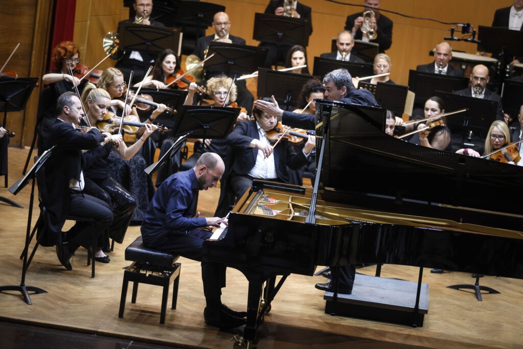 Beogradska filharmonija - Felc, Korobejnikov fotografije