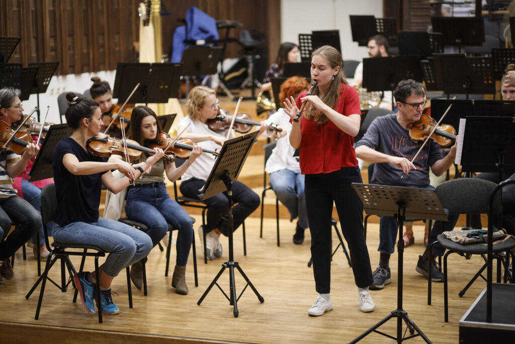 Filharmonijski karneval u Veneciji uz Rajskina i Lusi Horš – zvezdu na blok flauti