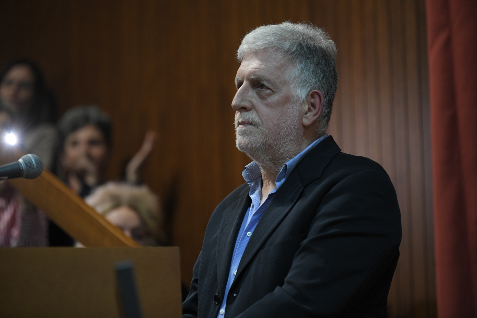 Beograd 27.04.2023. Petar Peca Popović, Peca Popović. Promocija knjige Pece Popovića u atrijumu Narodne biblioteka Foto: Dragan Mujan/Nova.rs