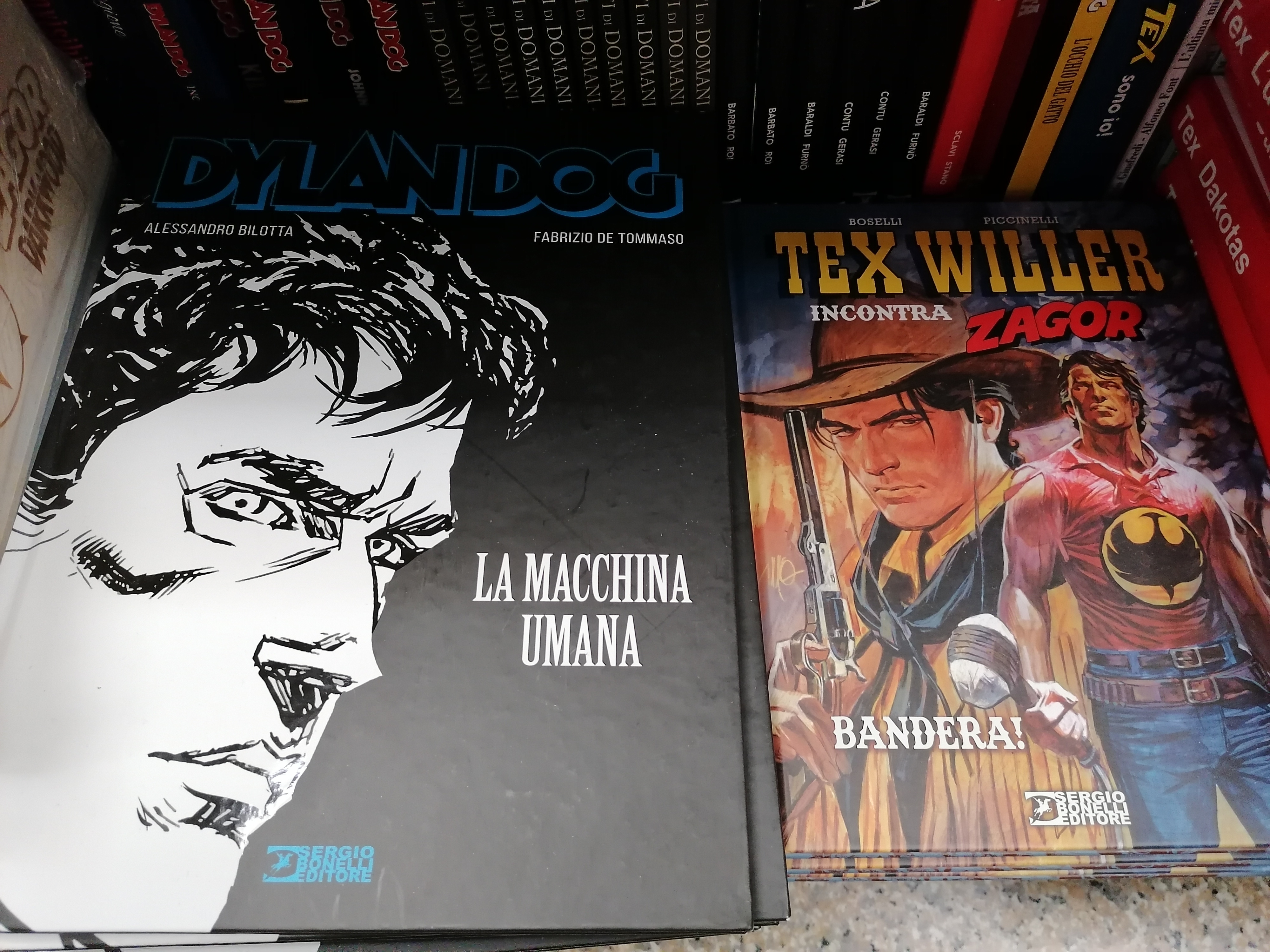 Rome,,Italy,-,November,25,,2022,,Detail,Of,The,Covers
