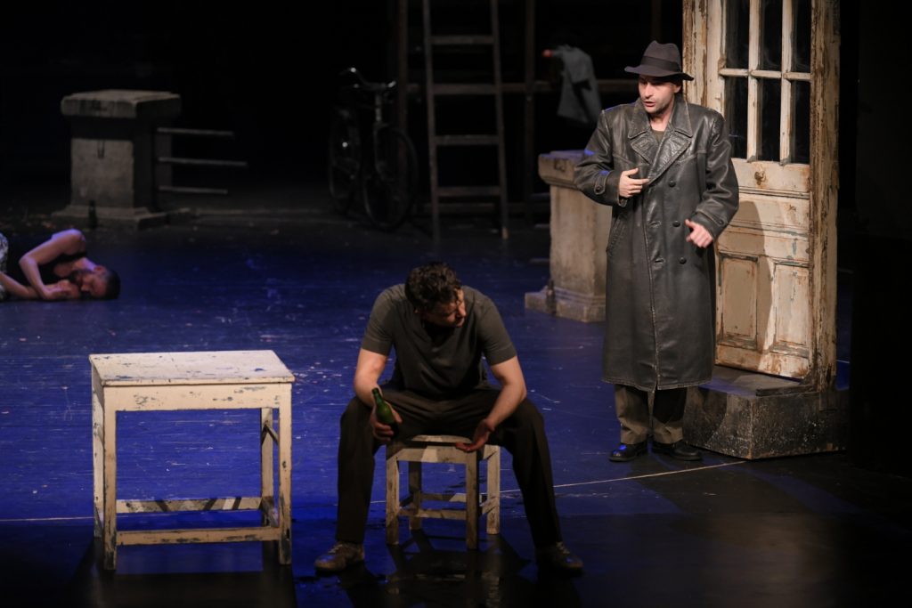 Beograd 28.12.2021. Slobodan Boda Ninković, odlazak u penziju, penzija, predstava Kad su cvetale tikve, BDP, Beogradsko dramsko. Iznenađenje, iznenadjenje za Bodu Ninkovića Foto: Dragan Mujan/Nova.rs