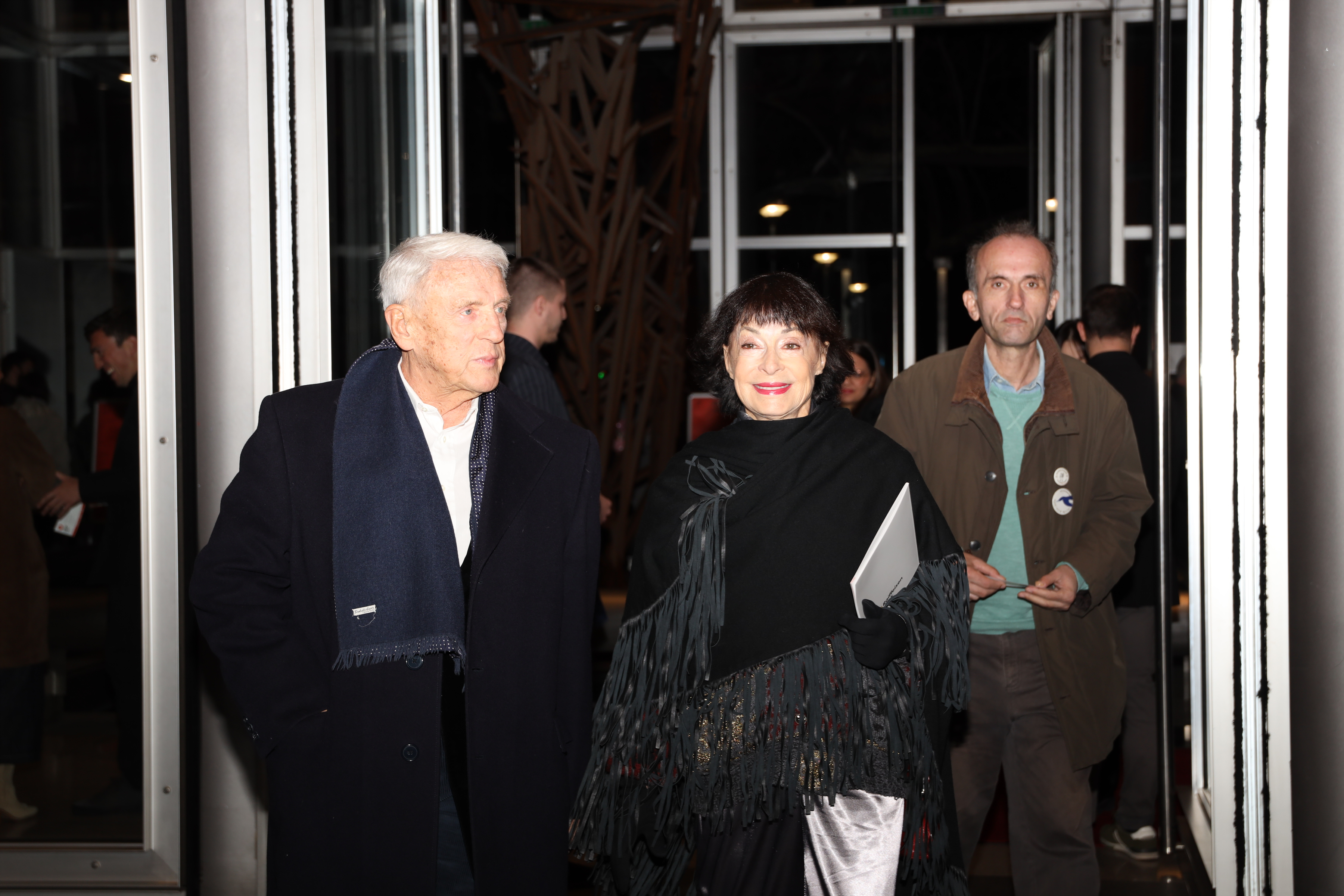 The premiere of the play "Bora Snejder's Developmental Path" based on the famous play by Aleksandar Ace Popovic, directed by Egon Savin, was held at the Yugoslav Drama Theater.