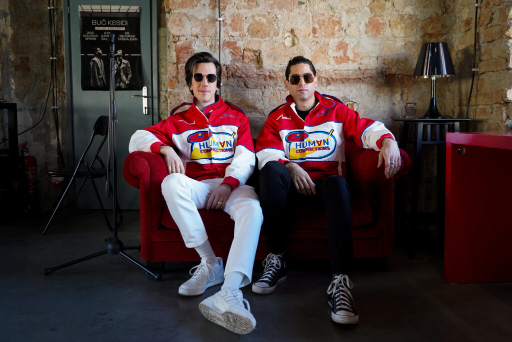 Beograd, 19. januara 2023. - Konferencija za medije elektro pop benda Buè Kesidi na kojoj su èlanovi benda Luka Raciæ i Zoran Zarubica najavilii tri velika koncerta u - Beogradu, Novom Sadu i Zagrebu. FOTO TANJUG/ JADRANKA ILIÆ/ bg