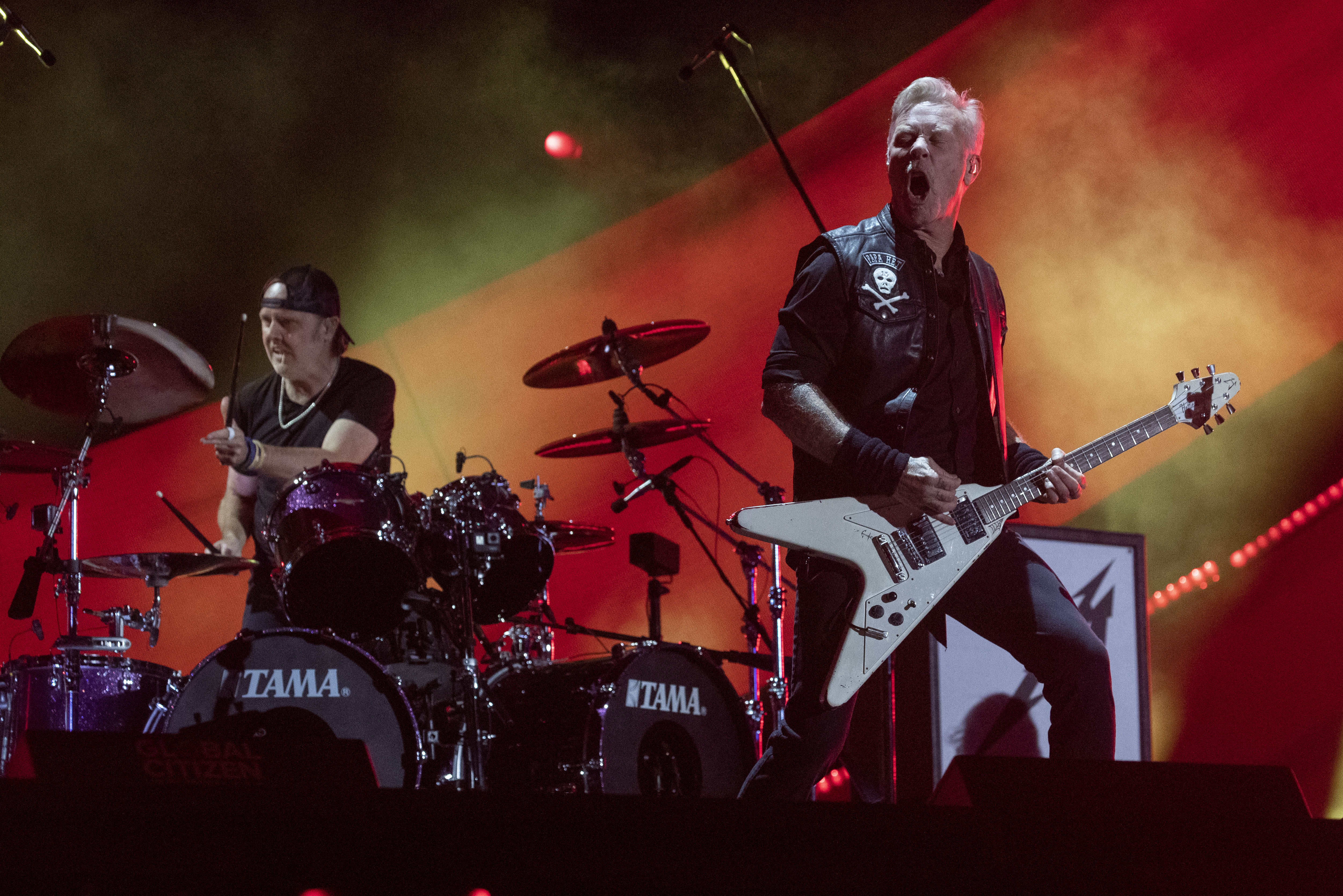 epa10204845 Lars Ulrich (L) and James Hetfield (R) from the US band Metallica perform during the Global Citizen Festival in New York, New York, USA, 24 September 2022.  EPA-EFE/SARAH YENESEL
