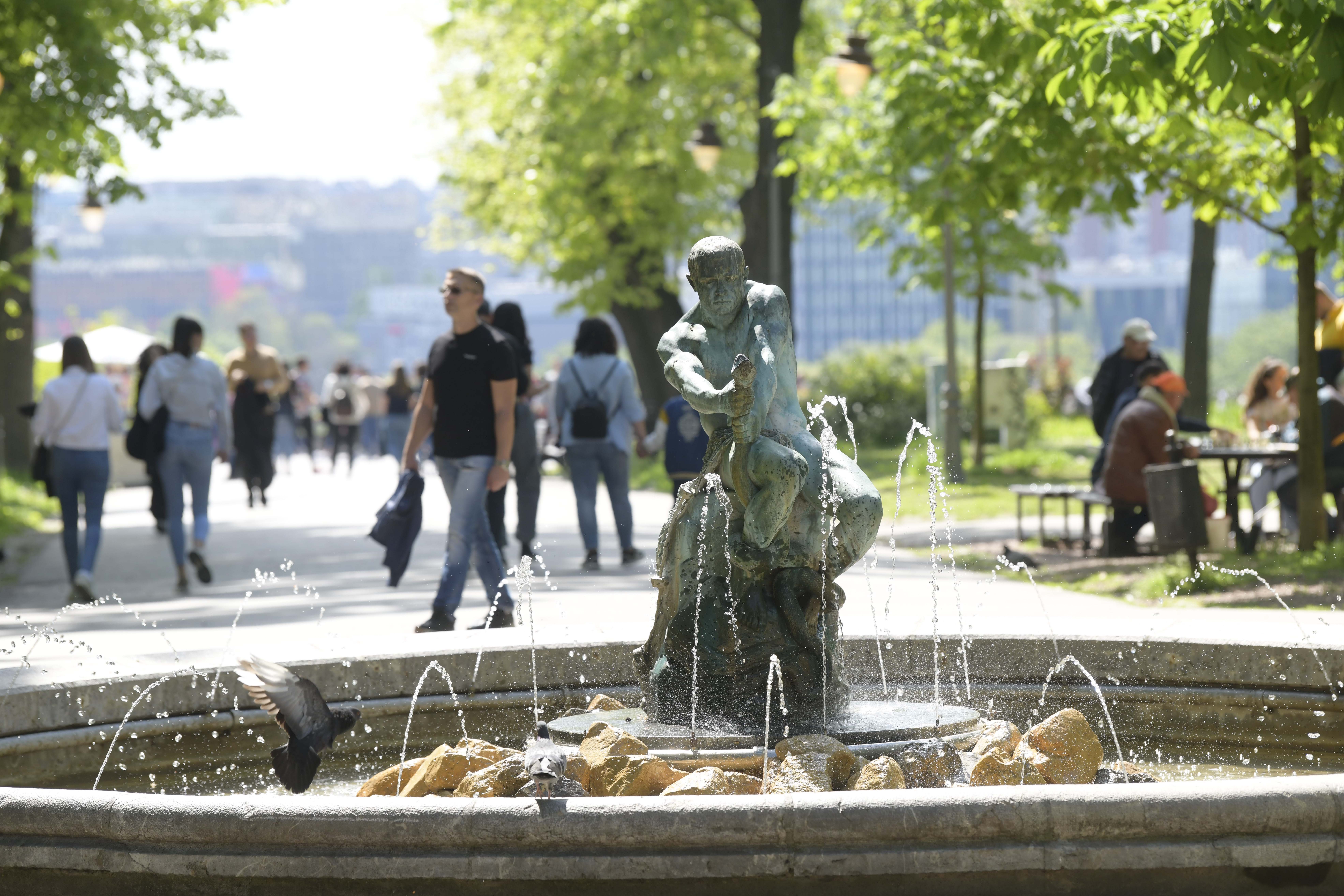 Beograd, 29.04.2023. Praznik, praznično raspoloženje, grad, Kalemegdan, park,Prvi maj, vikend,  lepo vreme, vremenska prognoza Foto: Goran Srdanov/Nova.rs