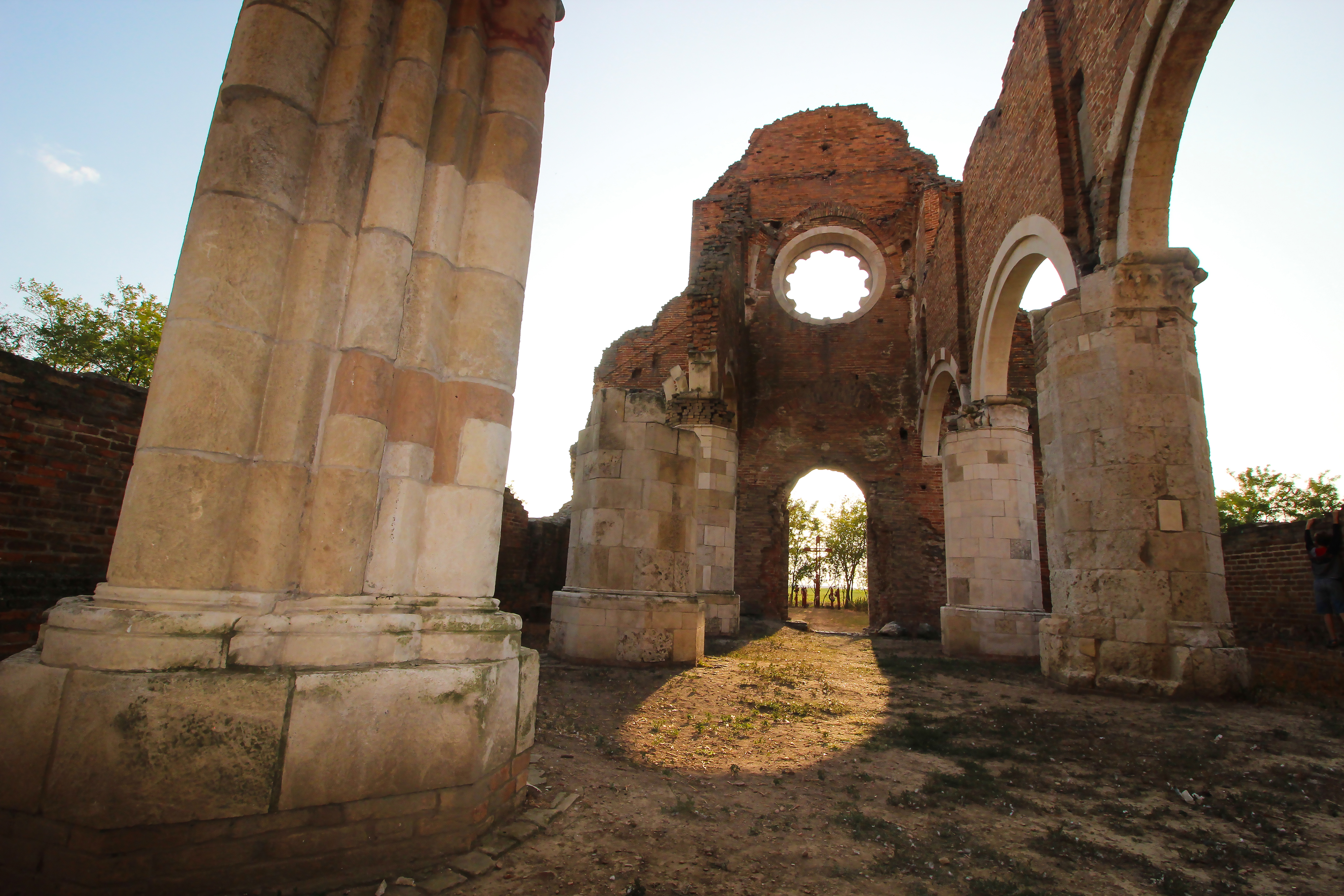 Ruins,Of,The,Medieval,Romanesque,Church,Monastery,Of,Araca,In