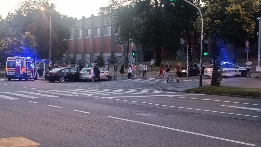 sudar na Zvezdari, kod Ljermontove