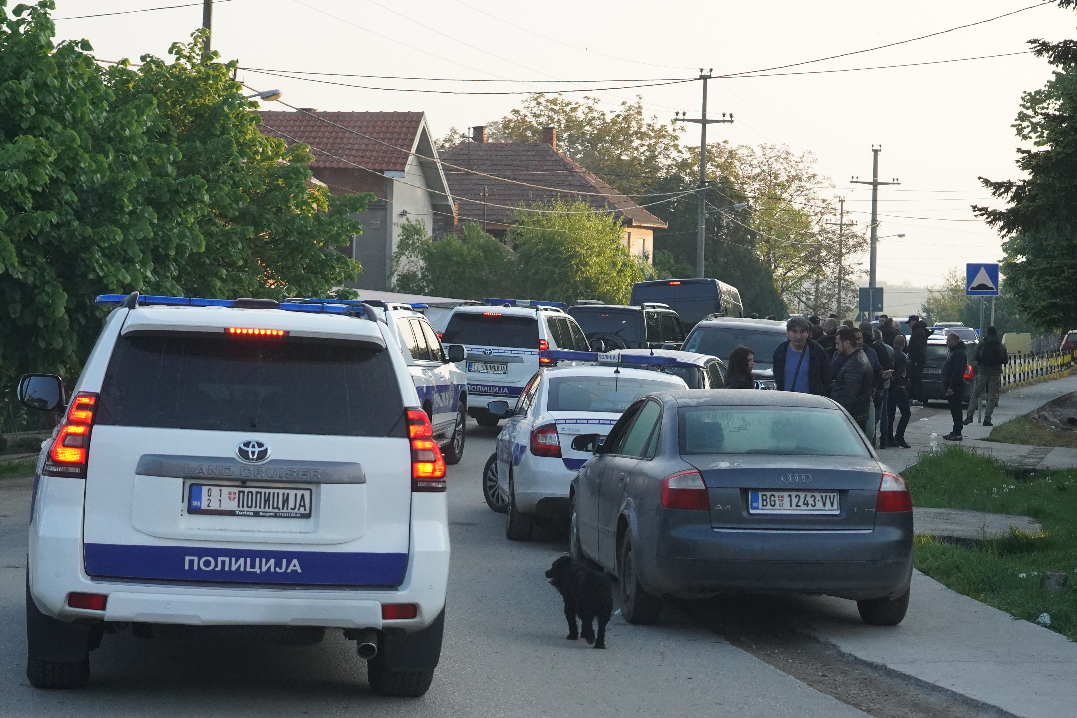 Eight dead, more than 10 wounded in a shooting in the village of Dobona, near Mladenovac, 600 members of special units are searching for the attacker.