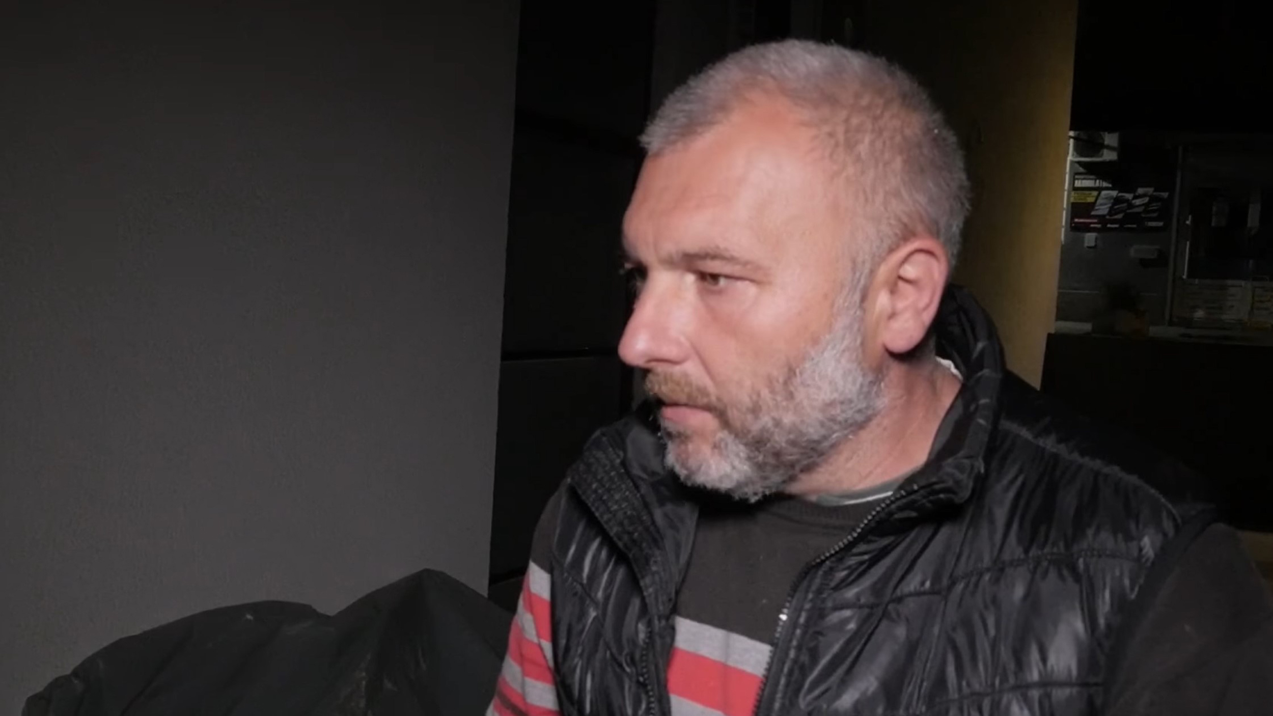 Svedočenje aktiviste, koji je saslušavan, o izjavi koju je dao, prinudi, brutalnosti i iznuđenom iskazu. Starica-Majdanpek
