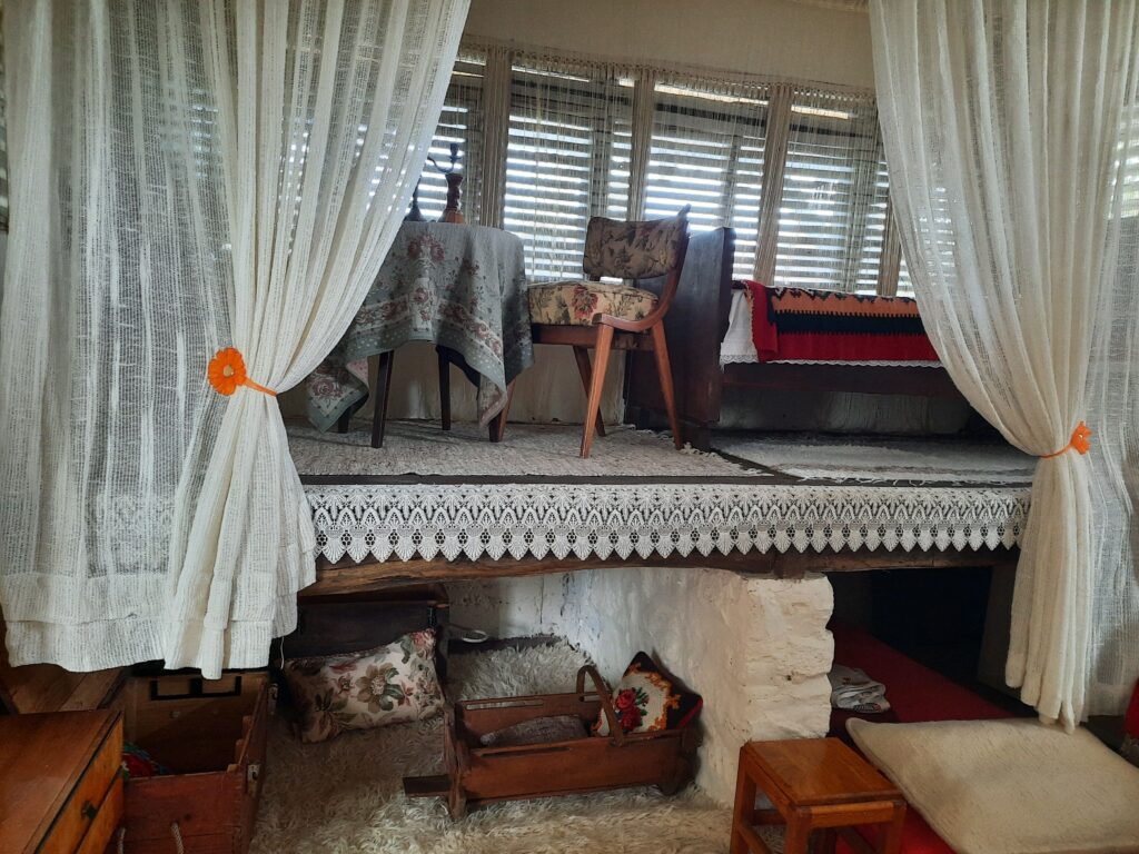 Slavica je nasledila staru kuću blatnjaru bušnu na sve strane i od nje napravila “čudo”