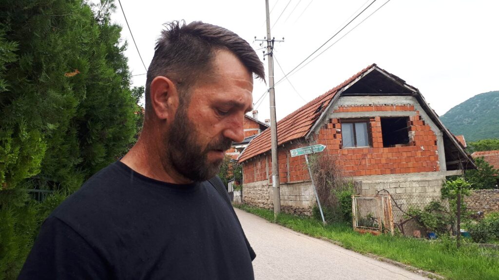 Zoricu iz Kamenice čopor pasa oborio na zemlju i ujedao, dečaka (14) ujeli za nogu