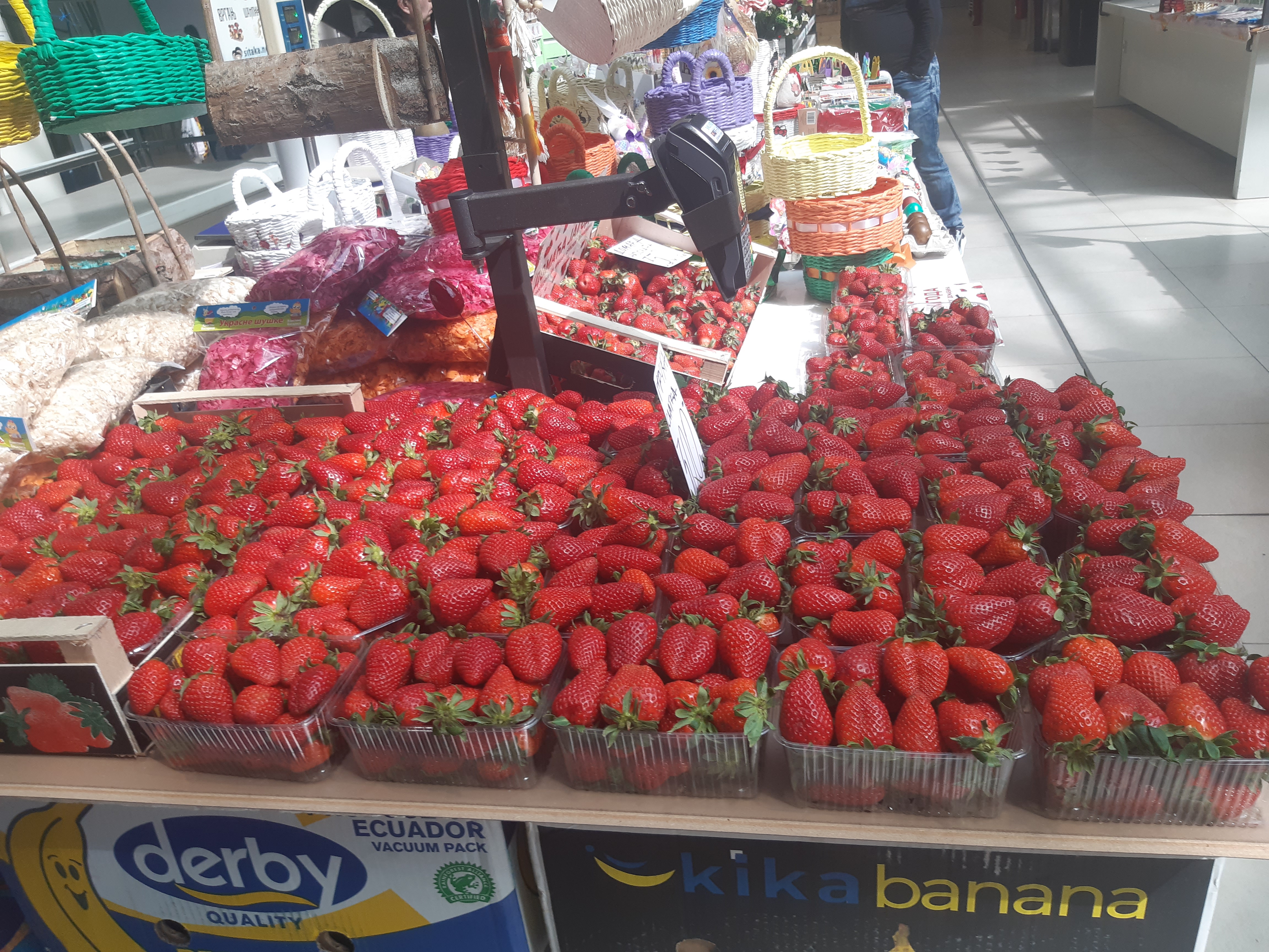 beograd 19.04.2022 pijaca cene jagode