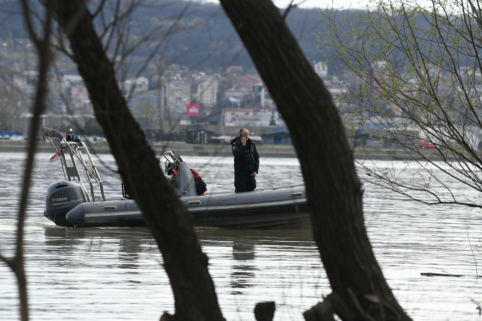 Beograd 21.03.2023. Mesto gde je isplivalo telo jednog od četvorice mladića koji su ispali iz čamca. Reka, Dunav, isplivalo telo, čamac, hronika Foto: Vesna Lalić/Nova.rs