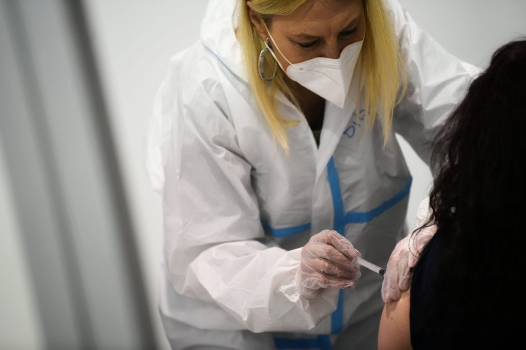 21.01.2021. Sajam, vakcina, vakcinacija, kineska sinopharm vakcina, medicinske sestre Foto: Vesna Lalić/Nova.rs