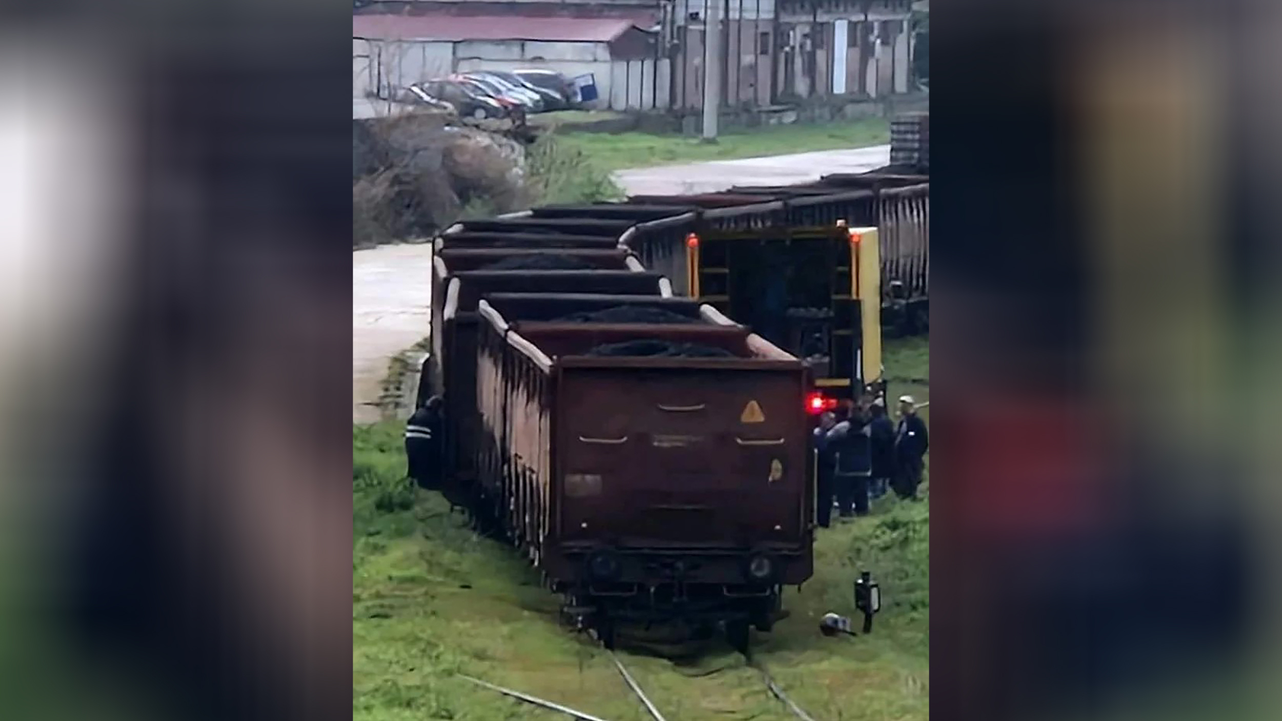 Vagon sa ugljem izleteo iz šina kod Šapca