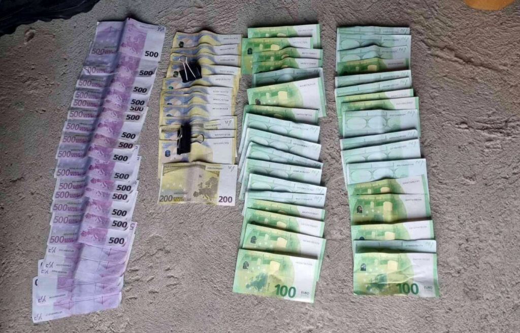 MUP-Saopstenje 18.04.2023.
Akcija,Hapsenje, Droga, Oruzje