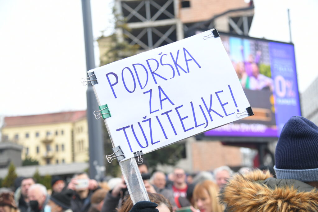 Protest podrške tužiteljkama tužiocima ispred vlade srbije