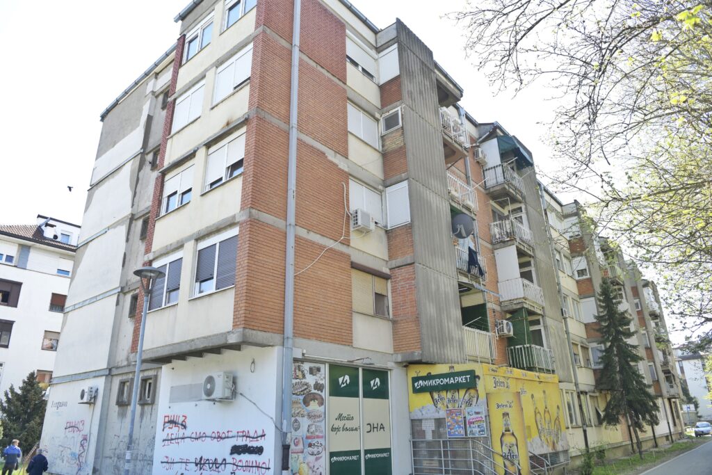 Ruma 27. april 2023. Ubistvo i samoubisto Goran R., pukovnik u penziji, ubio je noćas majku u Rumi, a potom izvršio samoubistvo Foto:Goran Srdanov
